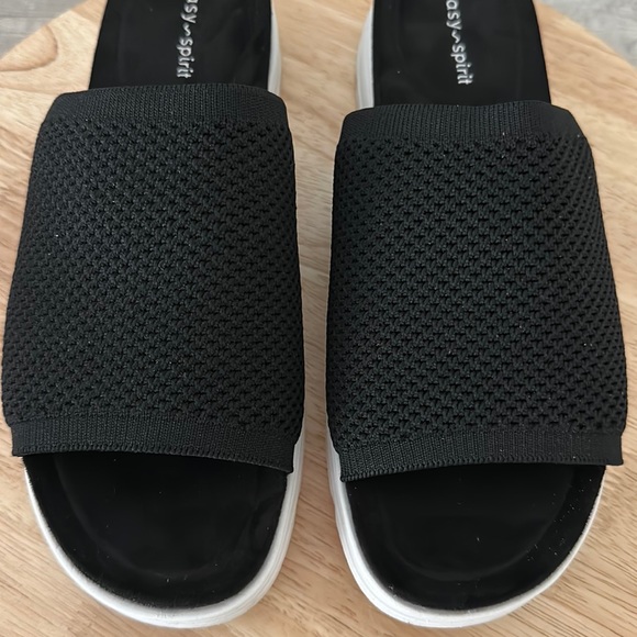 Easy Spirit Siena3 Slip-On Sandal - Picture 2 of 10